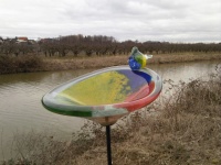 Vogel Drinkbadje op pin